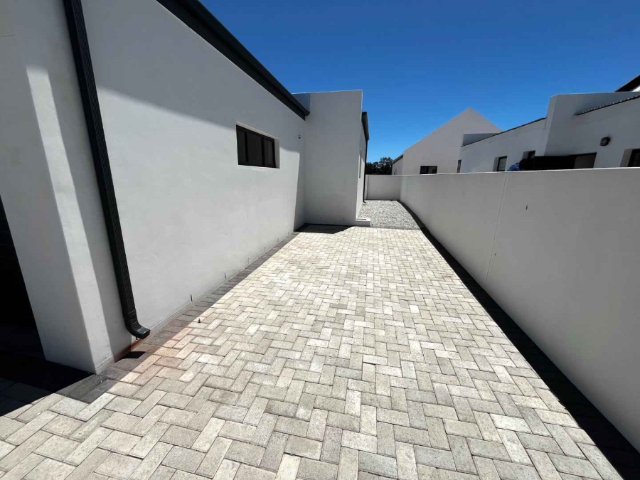 3 Bedroom Property for Sale in Britannia Bay Western Cape